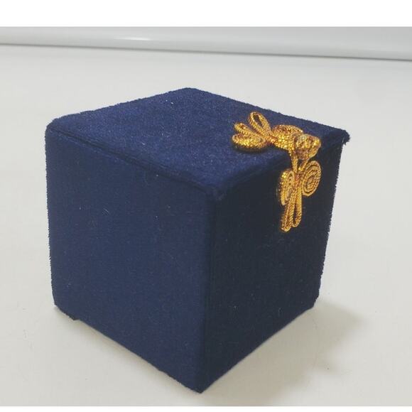 VTG Pier 1 Li Bien Peace Dove Hand Painted Glass Ornament in Silk Box, EUC - Picture 6 of 7